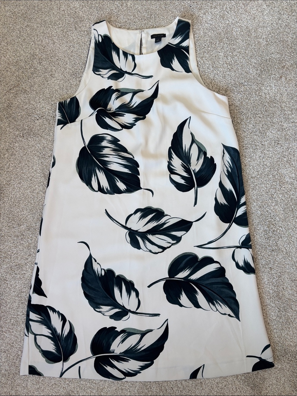 Ann Taylor Dark Green and White Leaf-Print Sleeveless Dress